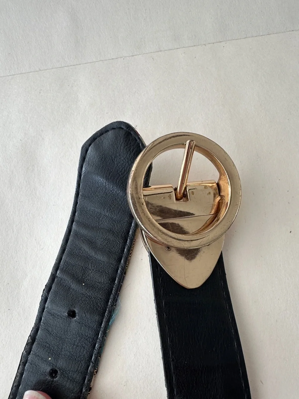 STEVE MADDEN REVERSIBLE METAILLIC EBROIDERED BELT M SEE PICS FOR SIZING